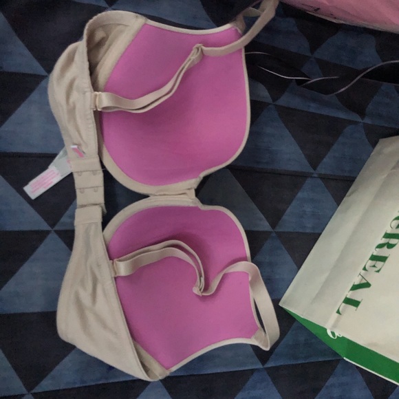 Pink bras x3 - Picture 5 of 9